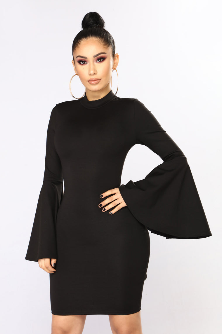 belle sleeve dress