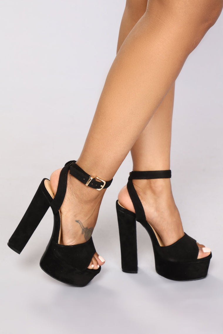 fashion nova heels review