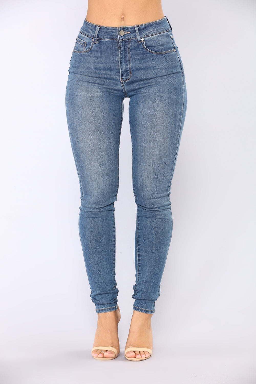 Booty Bounce High Rise Jeans - Medium Blue Wash