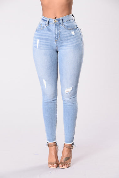 Found The One Jeans - Medium Light – Fashion Nova