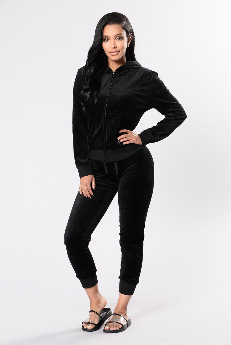 fashion nova plus size sweat suits