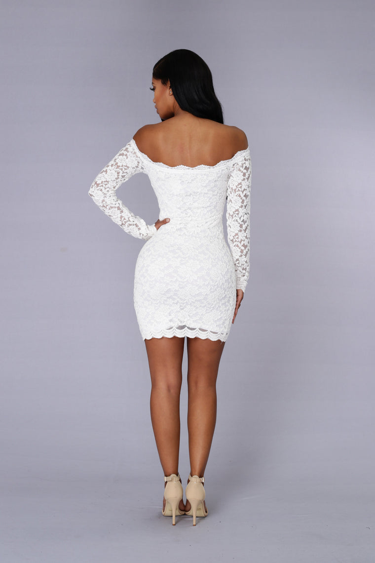 white off the shoulder bodycon