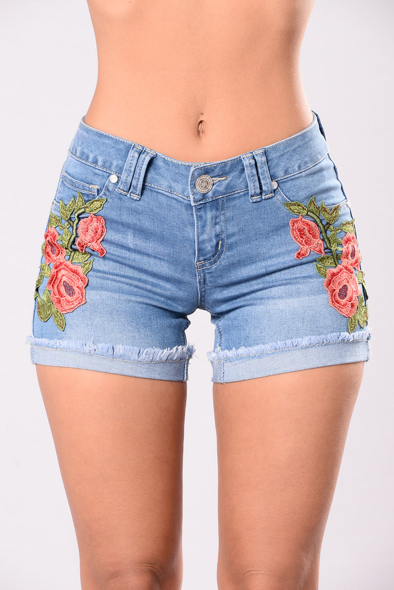 Rosey Feelings Denim Shorts Light Stone Wash Fashion Nova Jean