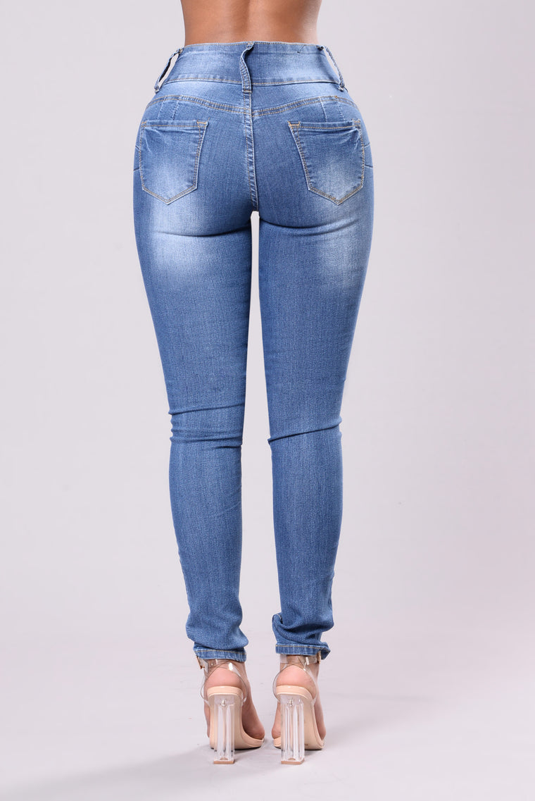 Bubble Butt Jeans - Medium – Fashion Nova