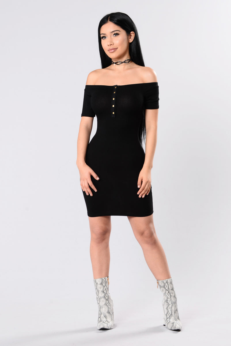 fashion nova plus size black dress