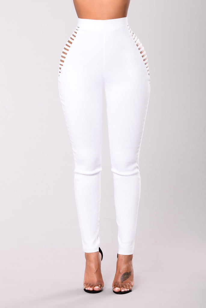 Social Climber Pants - White