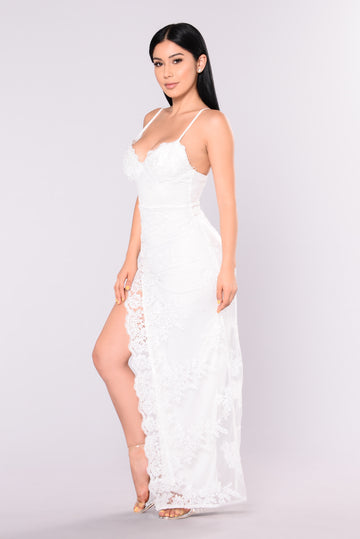 fashion nova dresses white