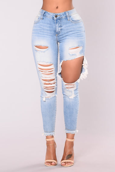 Not Here To Play Jeans - Light Wash – Fashion Nova