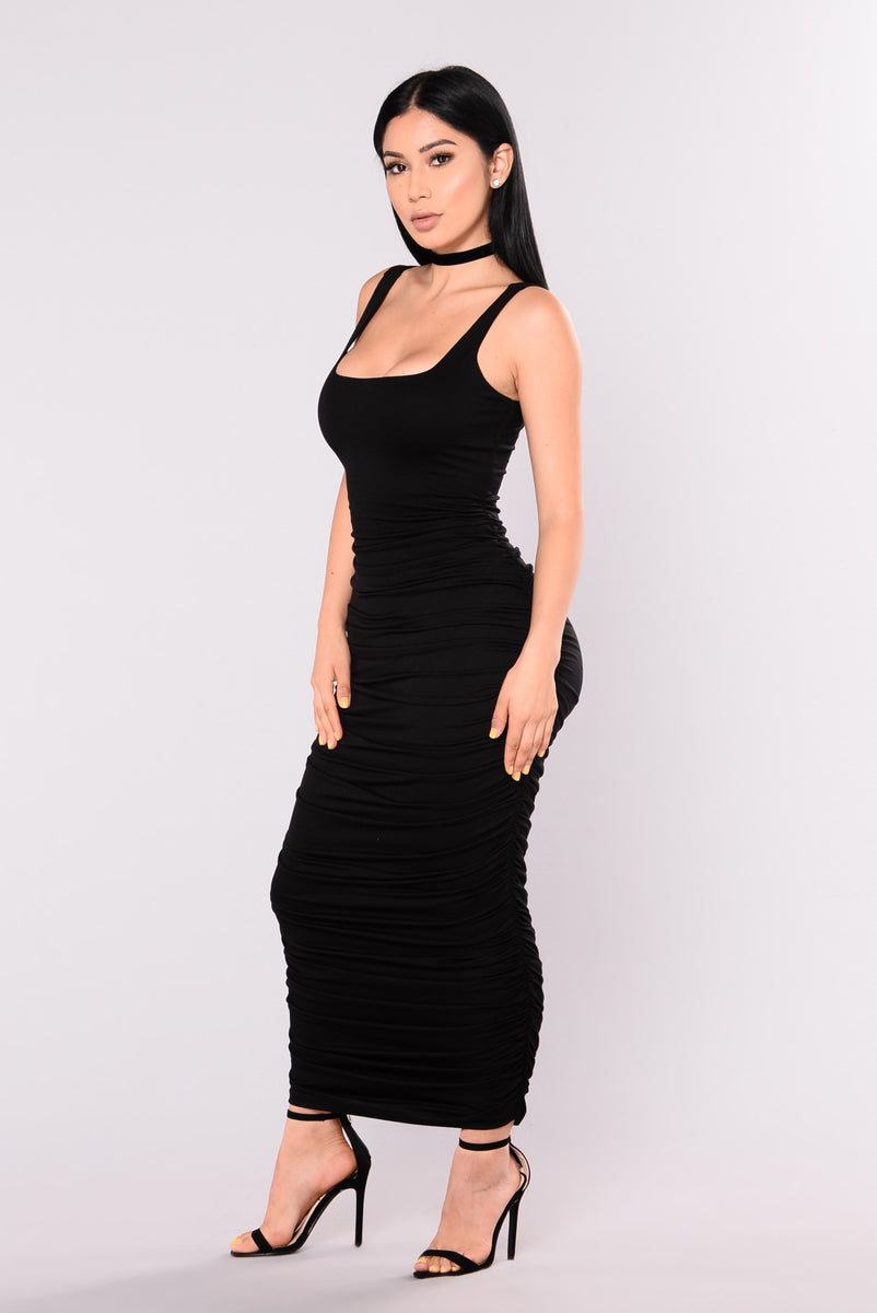 Maritza Ruched Dress - Black - Dresses - Fashion Nova