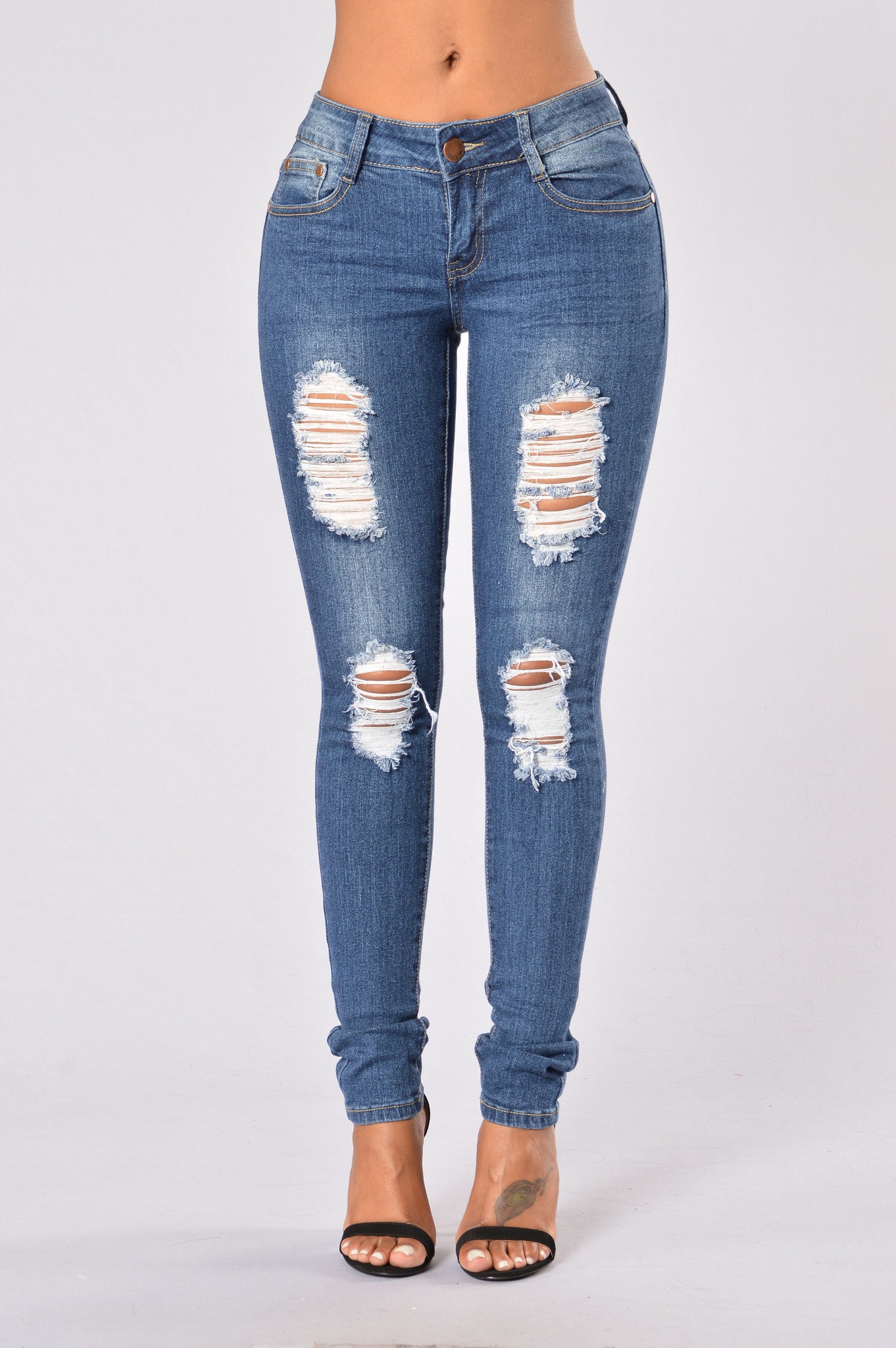 Going Rogue Jeans - Medium Blue