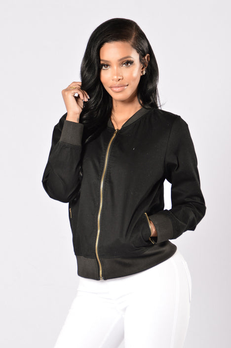 Fashion Nova Women's NBA Team Manager Bulls Bomber Jacket