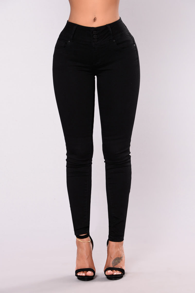 Round Of Applause Booty Shaped Jeans - Black | Fashion Nova, Jeans ...