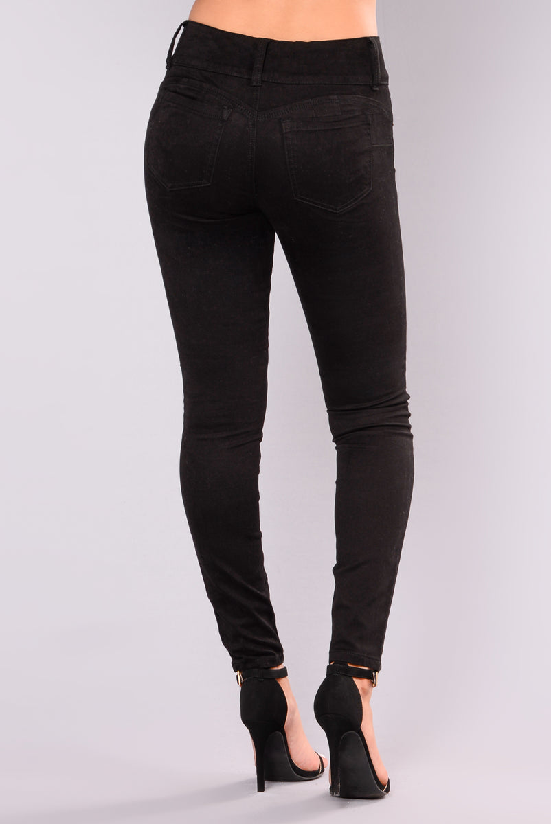 Devina Booty Shaping Twill Pants - Black | Fashion Nova, Pants ...