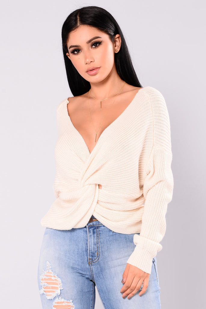 V neck twist sweater