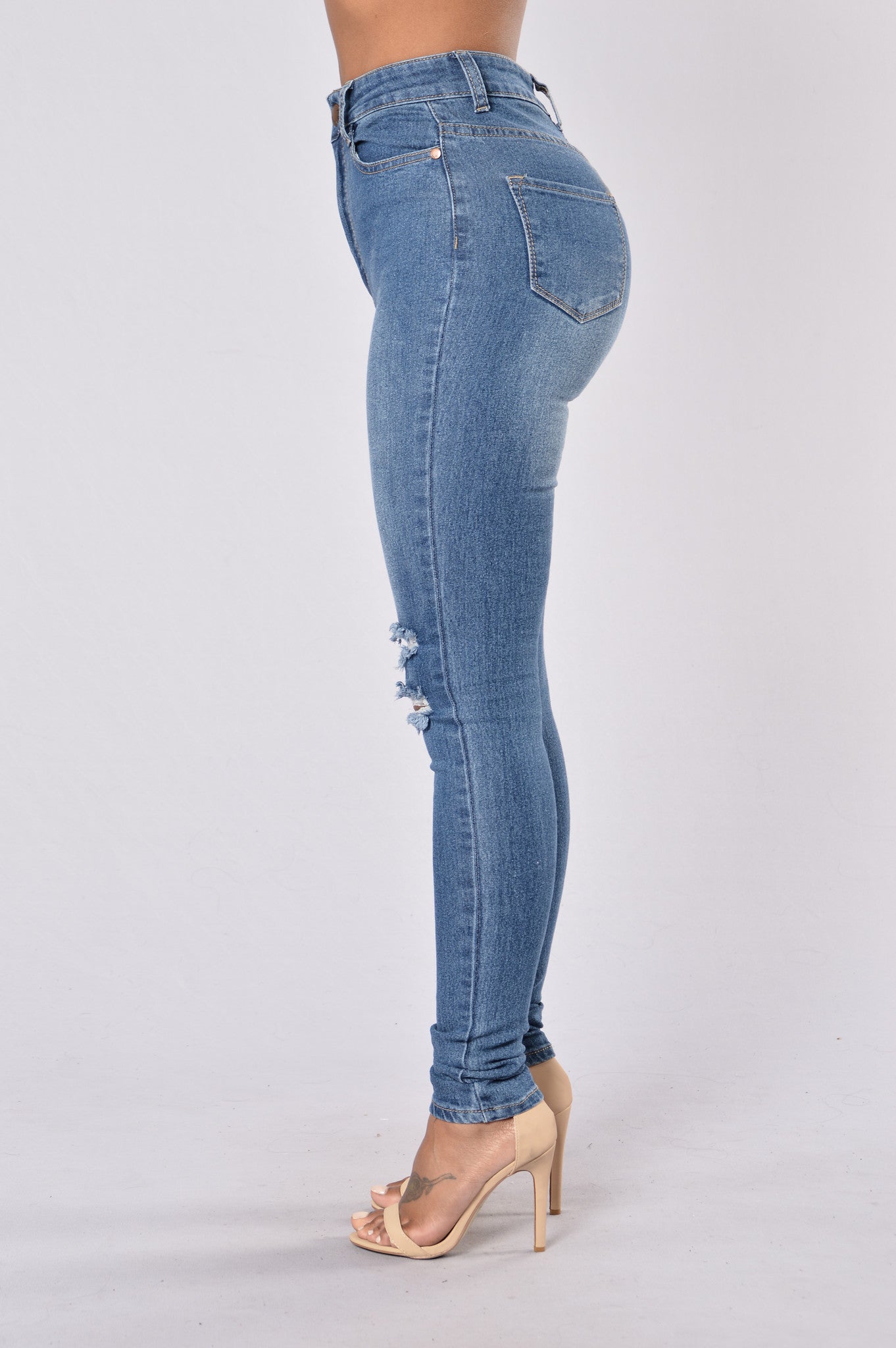 Stay Hustlin' Jeans - Medium Wash – Fashion Nova