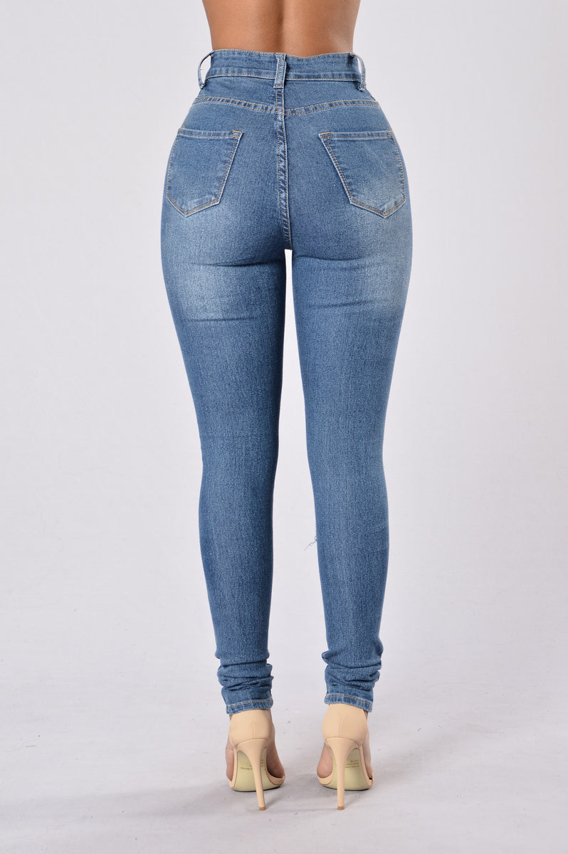 Stay Hustlin' Jeans - Medium Wash | Fashion Nova, Jeans | Fashion Nova