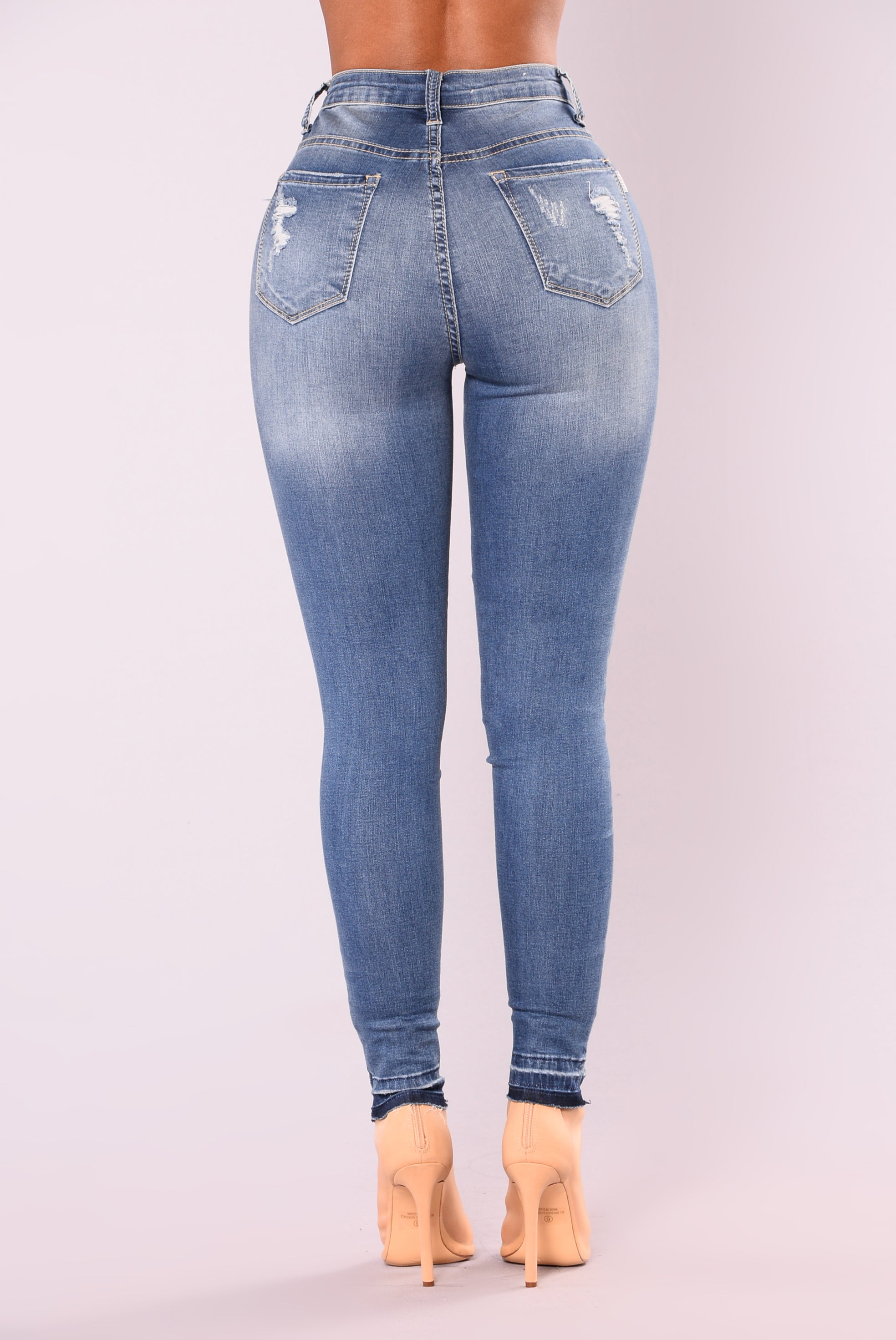 Suzi Skinny Jeans - Medium Blue Wash – Fashion Nova