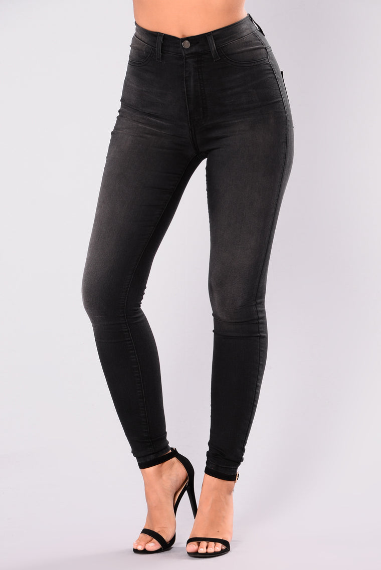 fashion nova black high waisted jeans