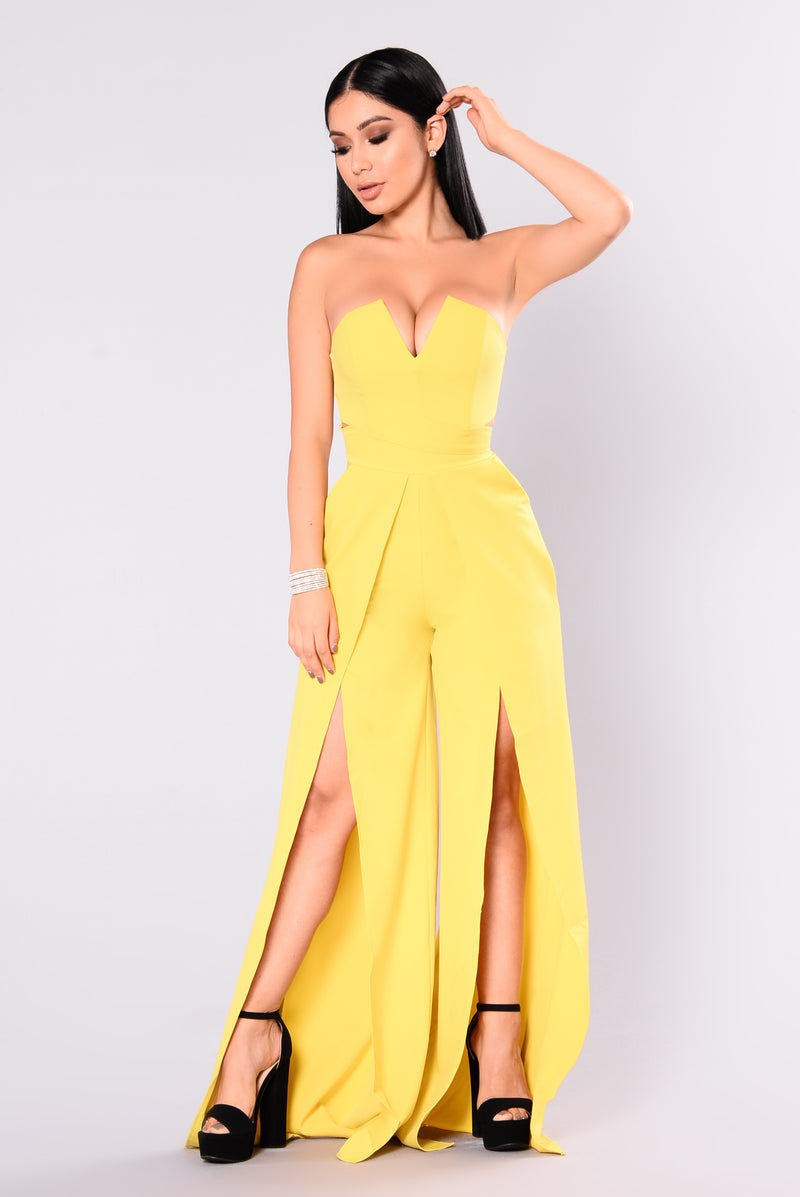 New Womens Clothing | Buy Dresses, Tops, Bottoms, Shoes, and Heels