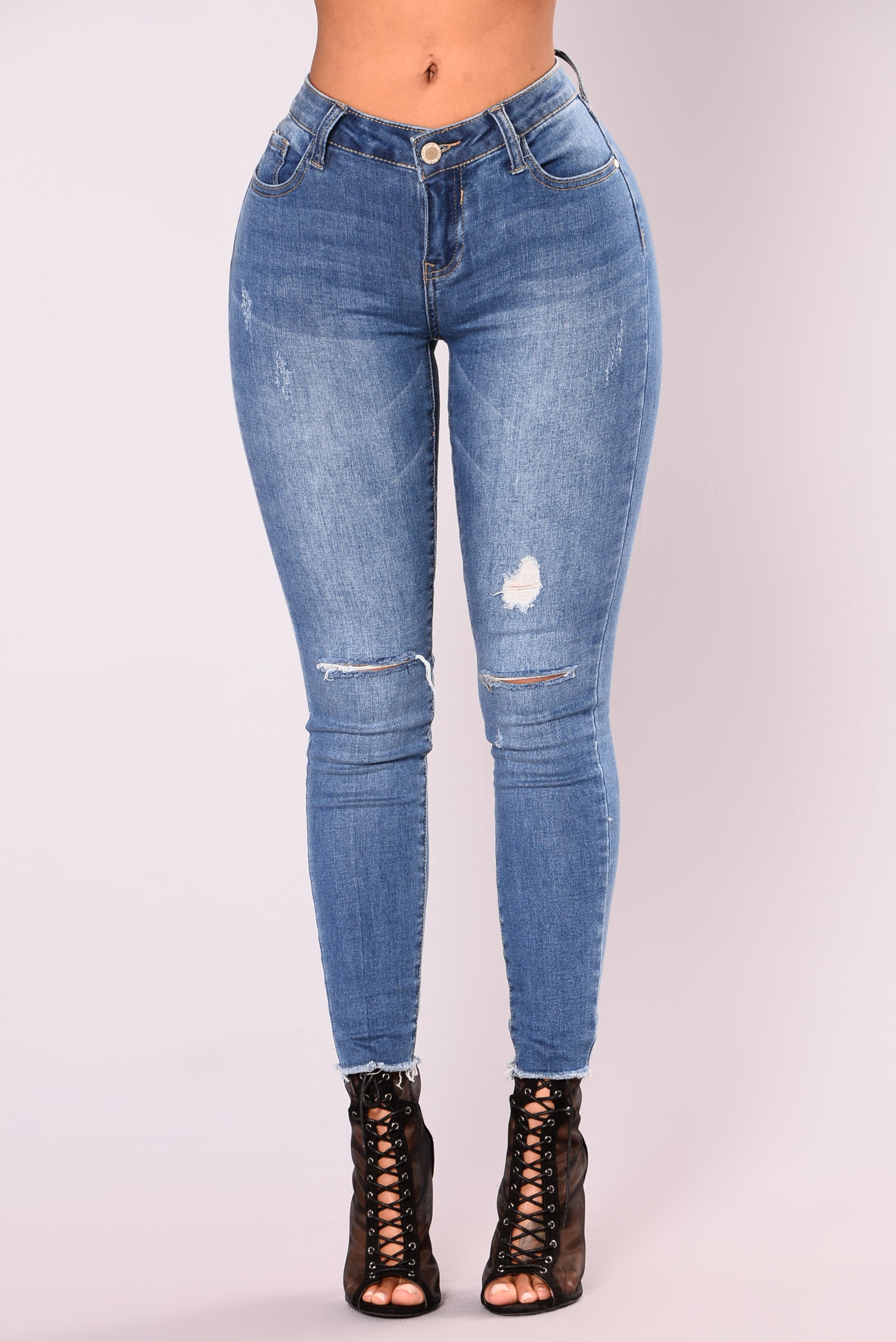 Not Just A Pretty Face Jeans - Medium Blue Wash