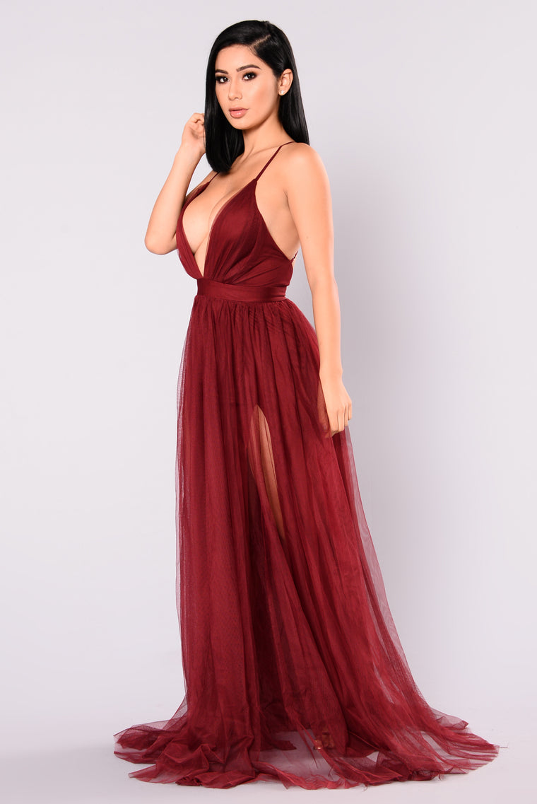 fashion nova off the tulle gown