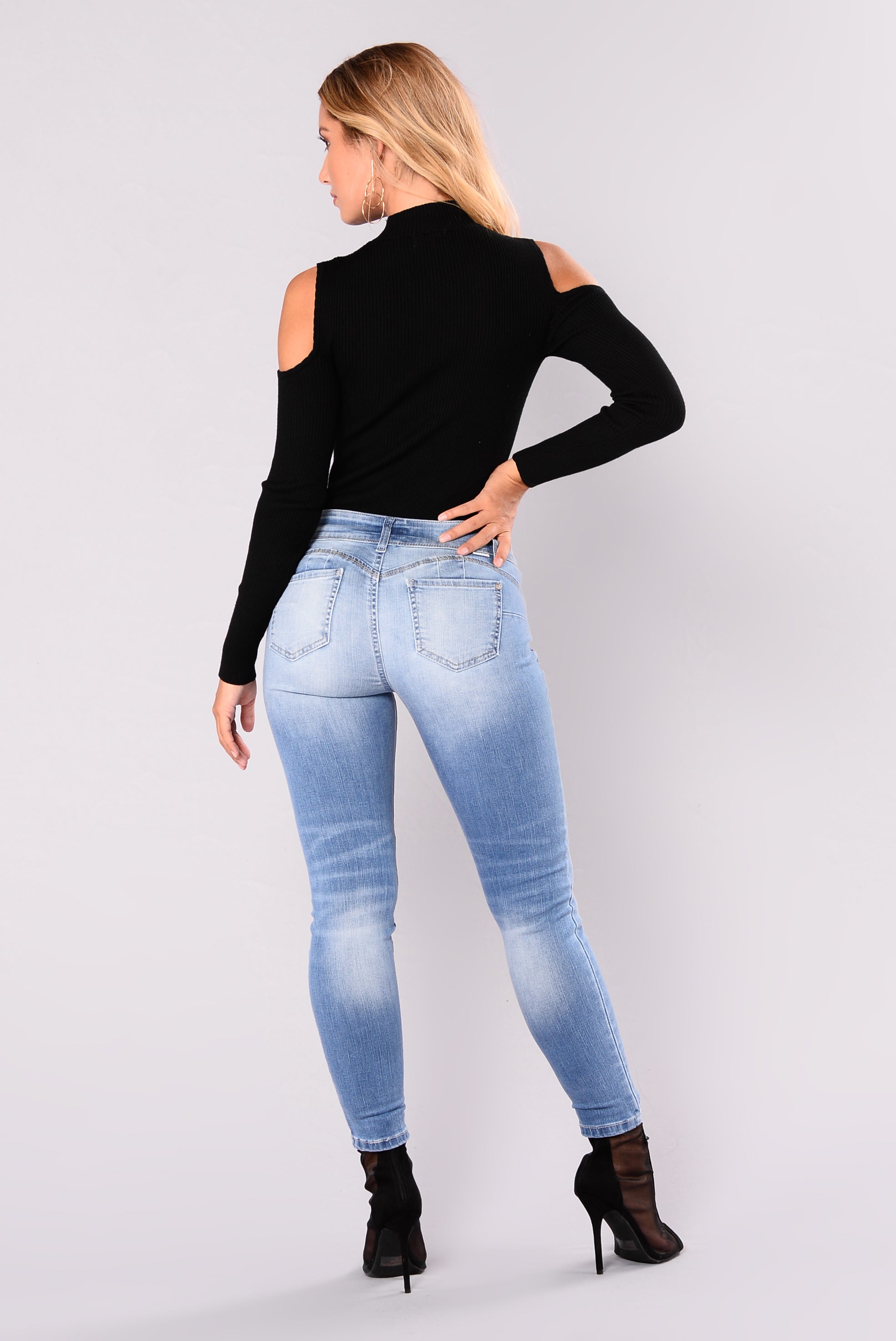 booty shaping jeans fashion nova