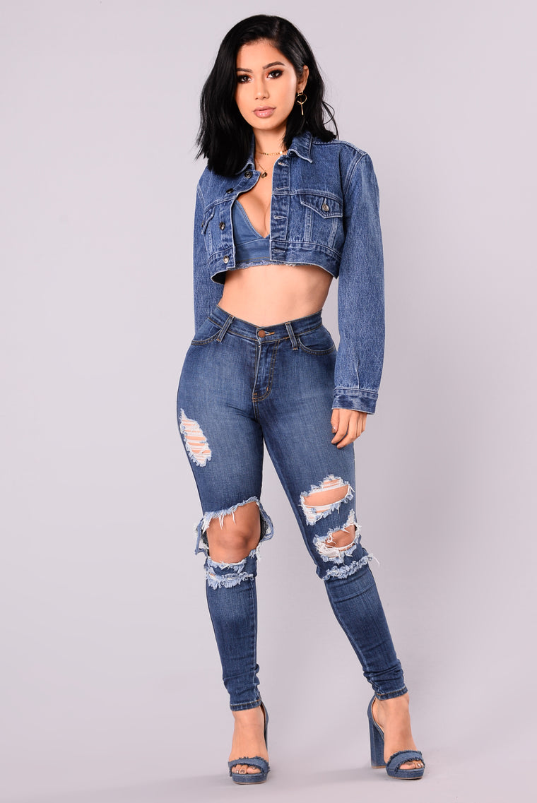 denim jacket and crop top outfit