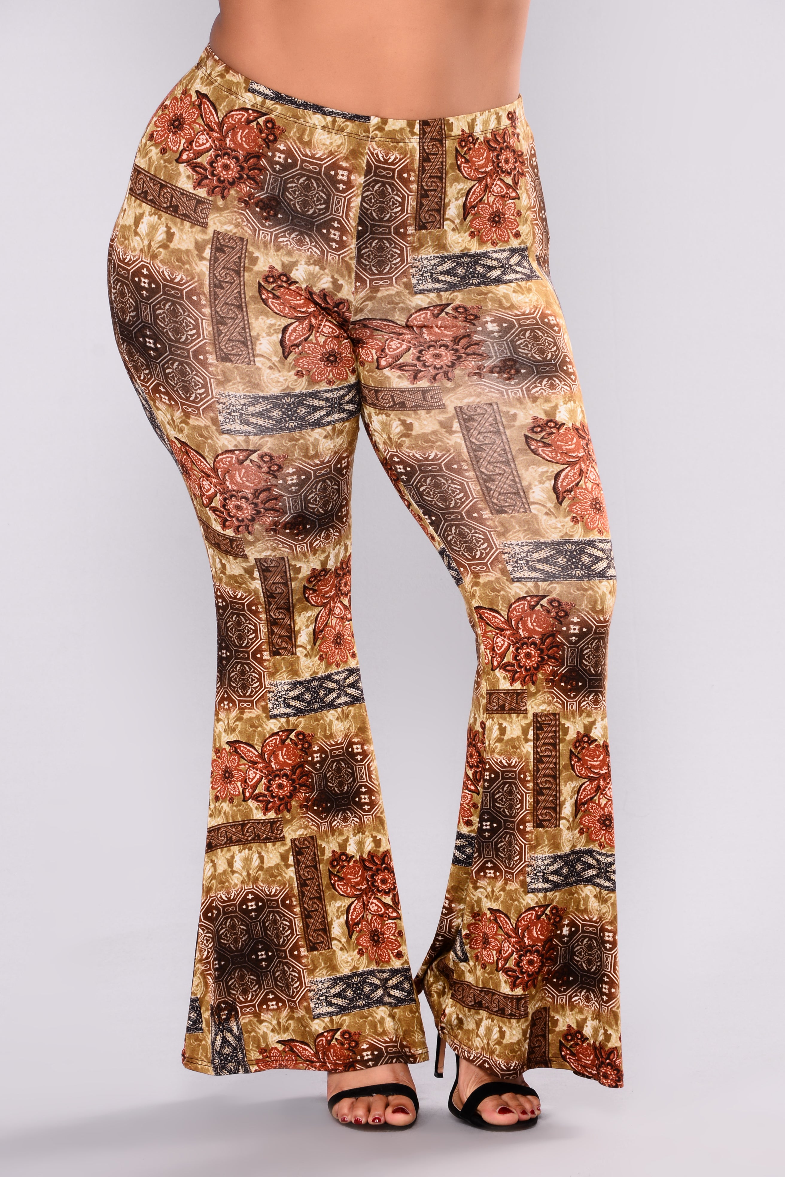 Torn Apart Print Pants - Rust Multi – Fashion Nova