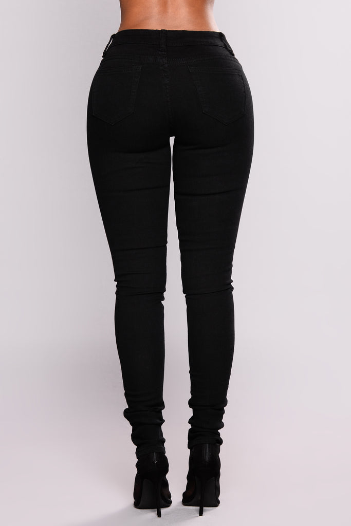 Naira Skinny Jeans - Black