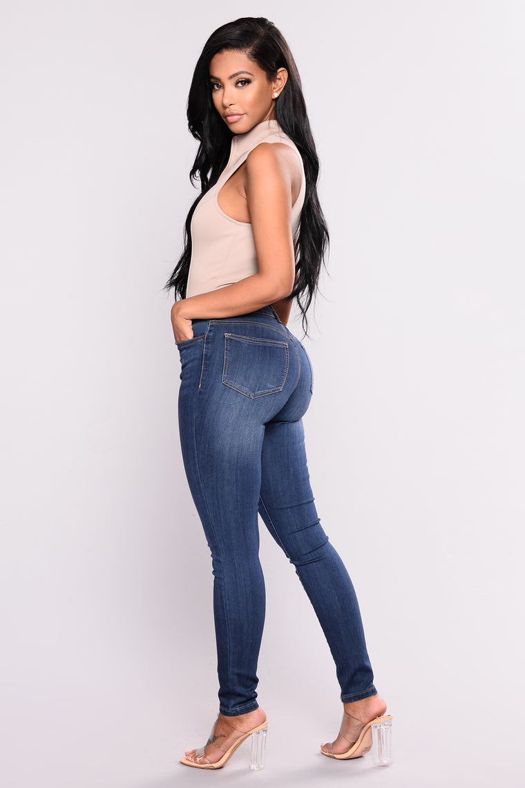 ezra skinny jeans fashion nova
