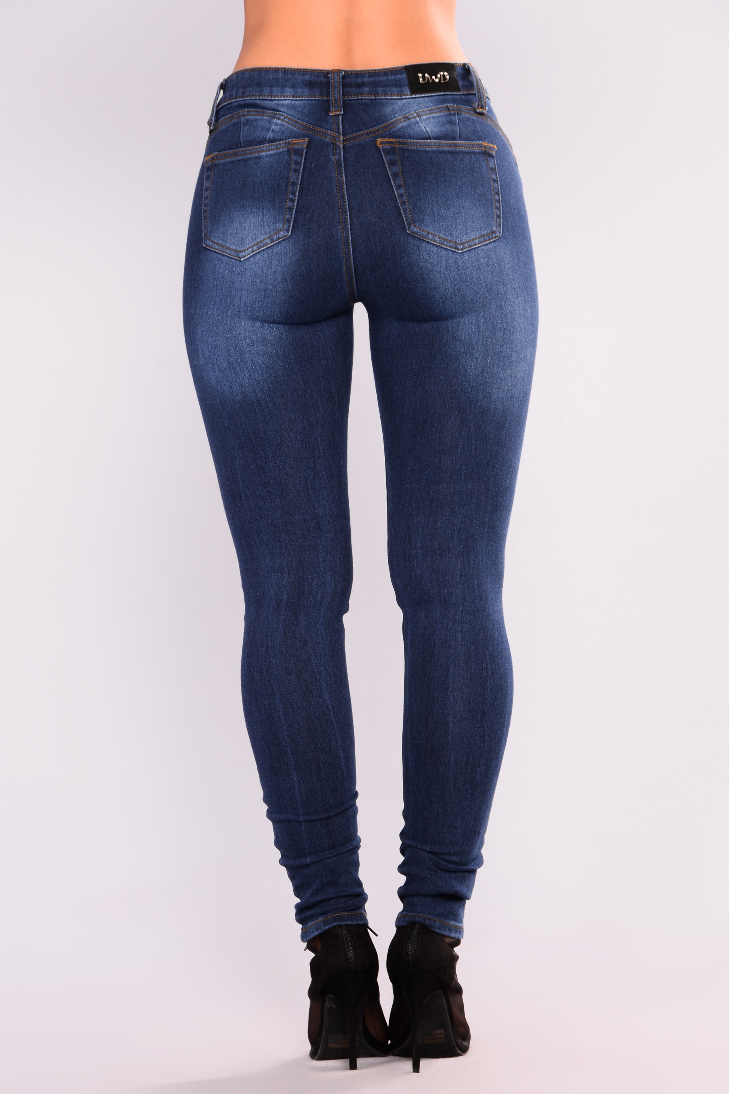 See That Girl Skinny Jeans - Dark Denim – Fashion Nova