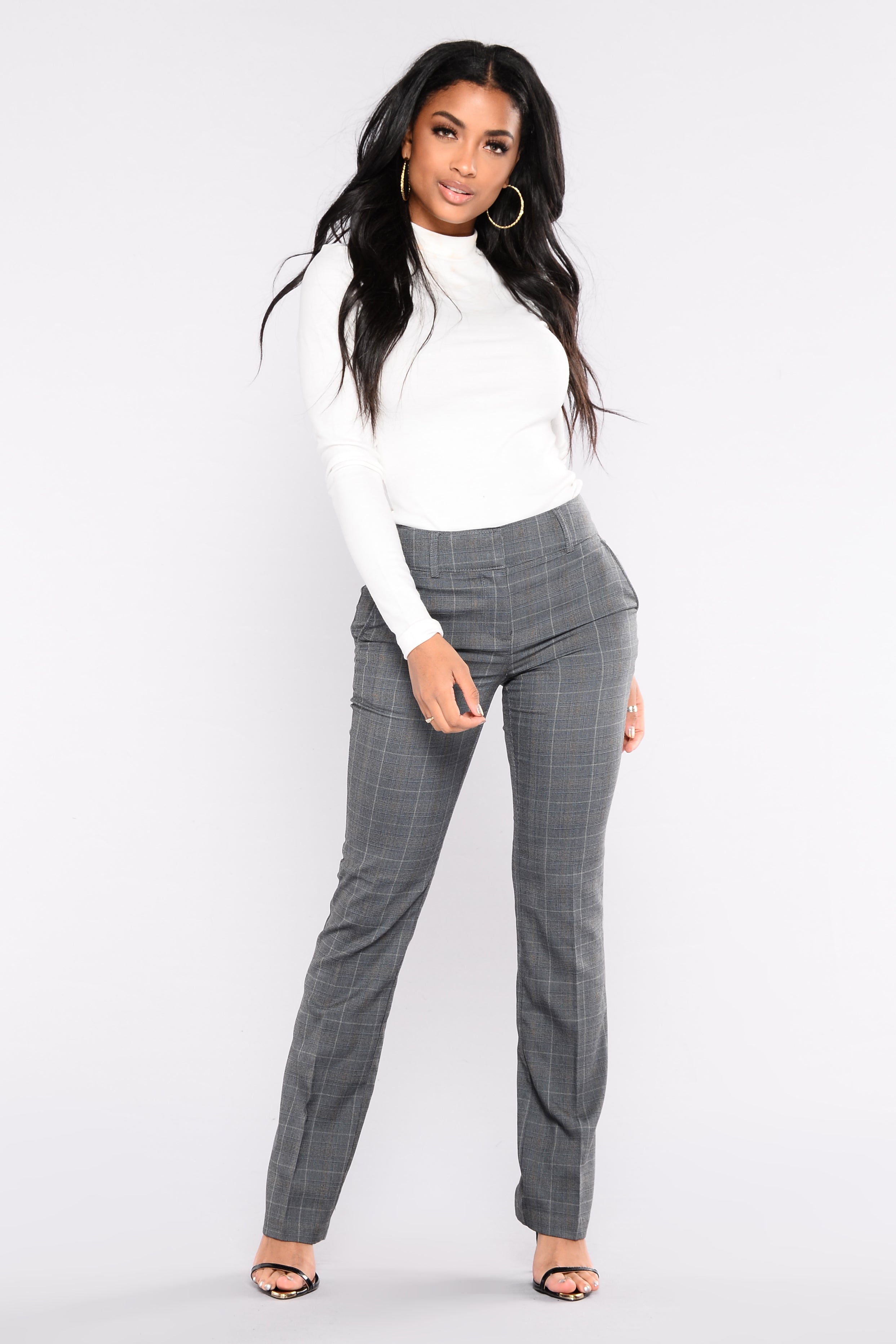 Running The Show Plaid Pants - Grey/Navy