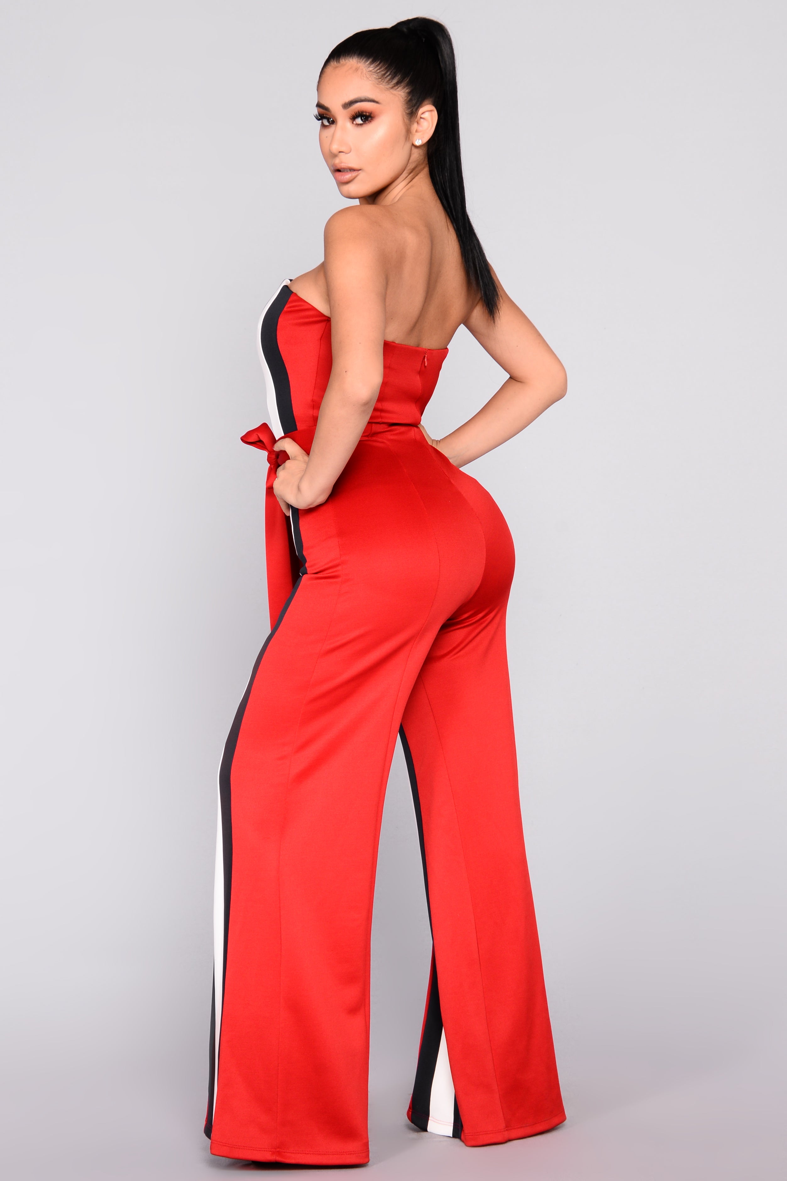 Calling All Contrast Jumpsuit - Red – Fashion Nova