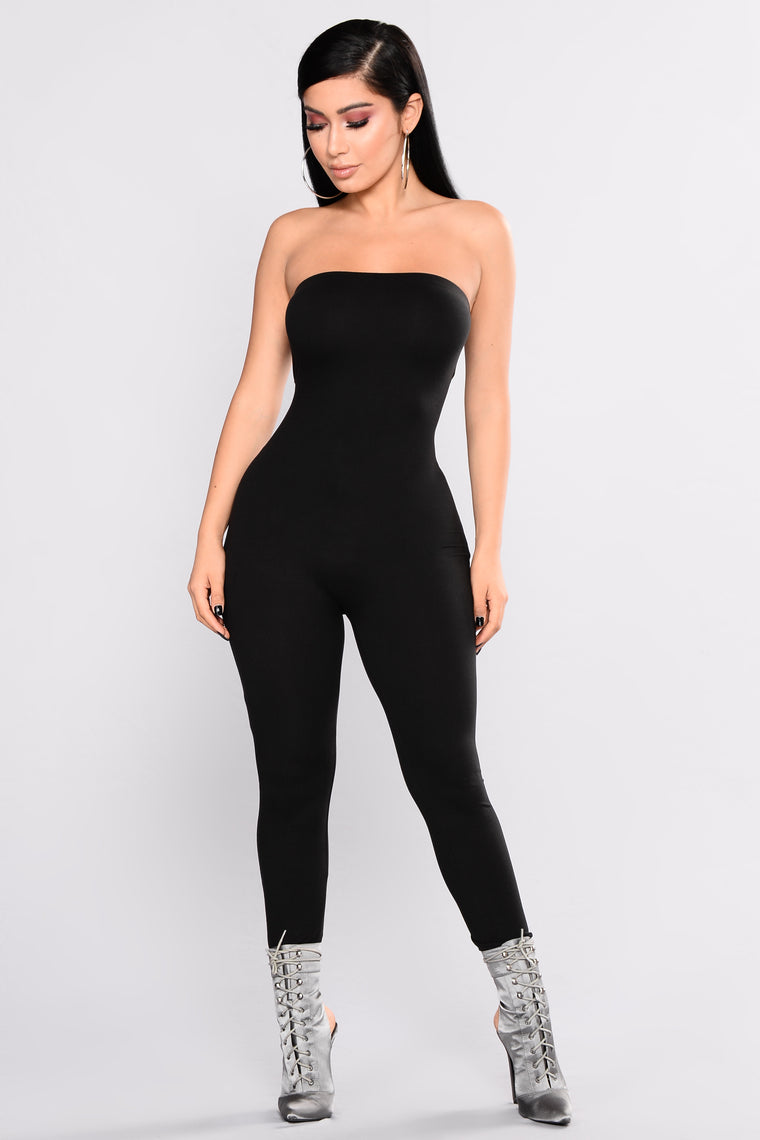 black jumpsuit fashion