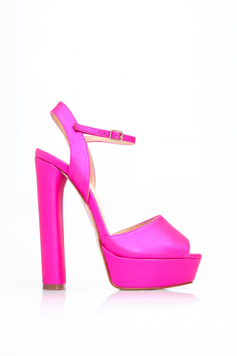 pink heels fashion nova