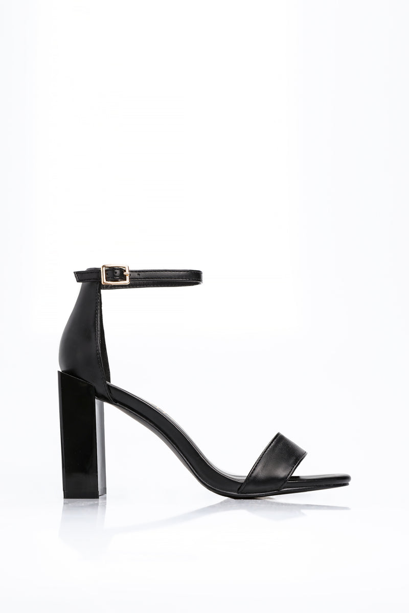black heel block