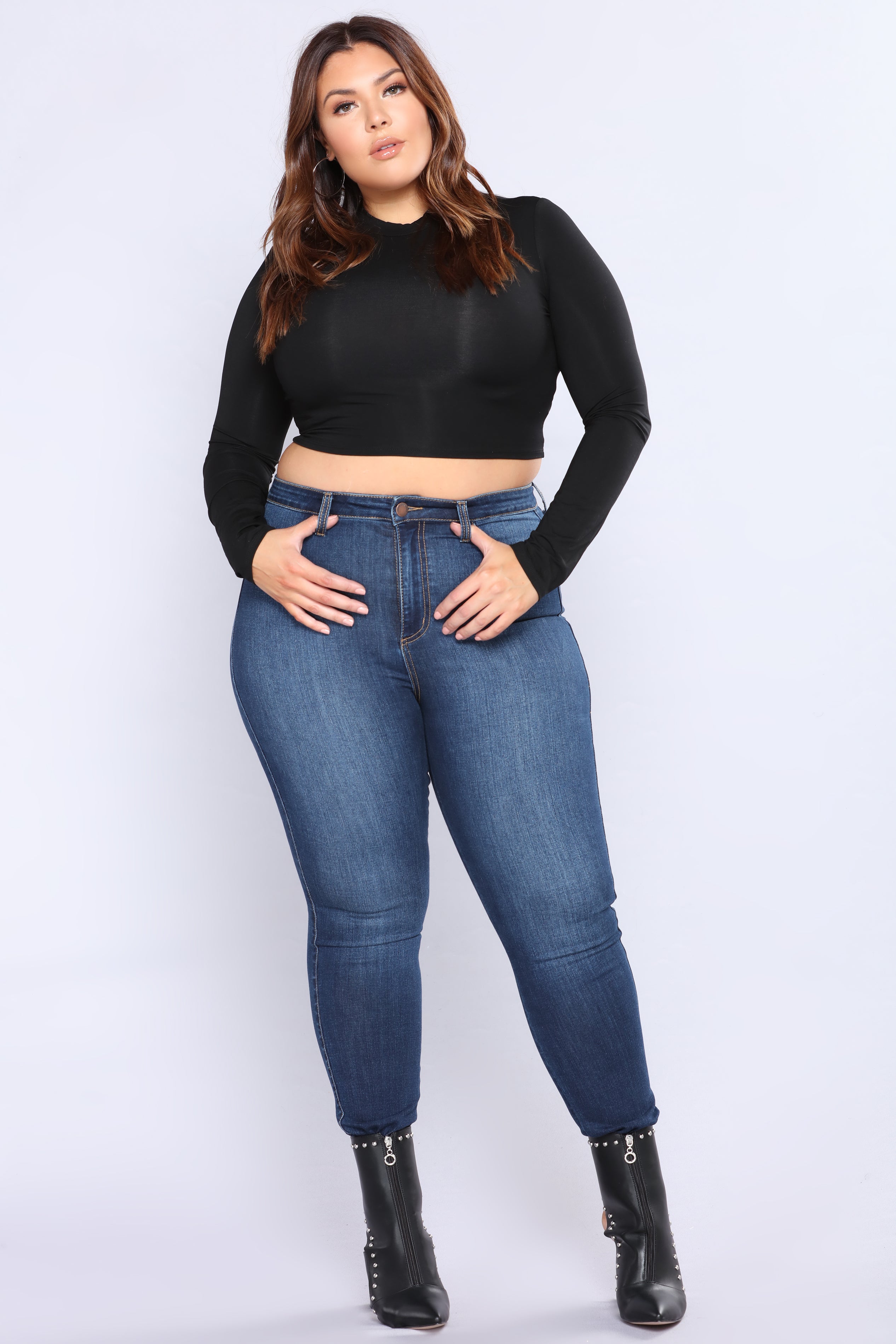 On The Rise Top - Black – Fashion Nova