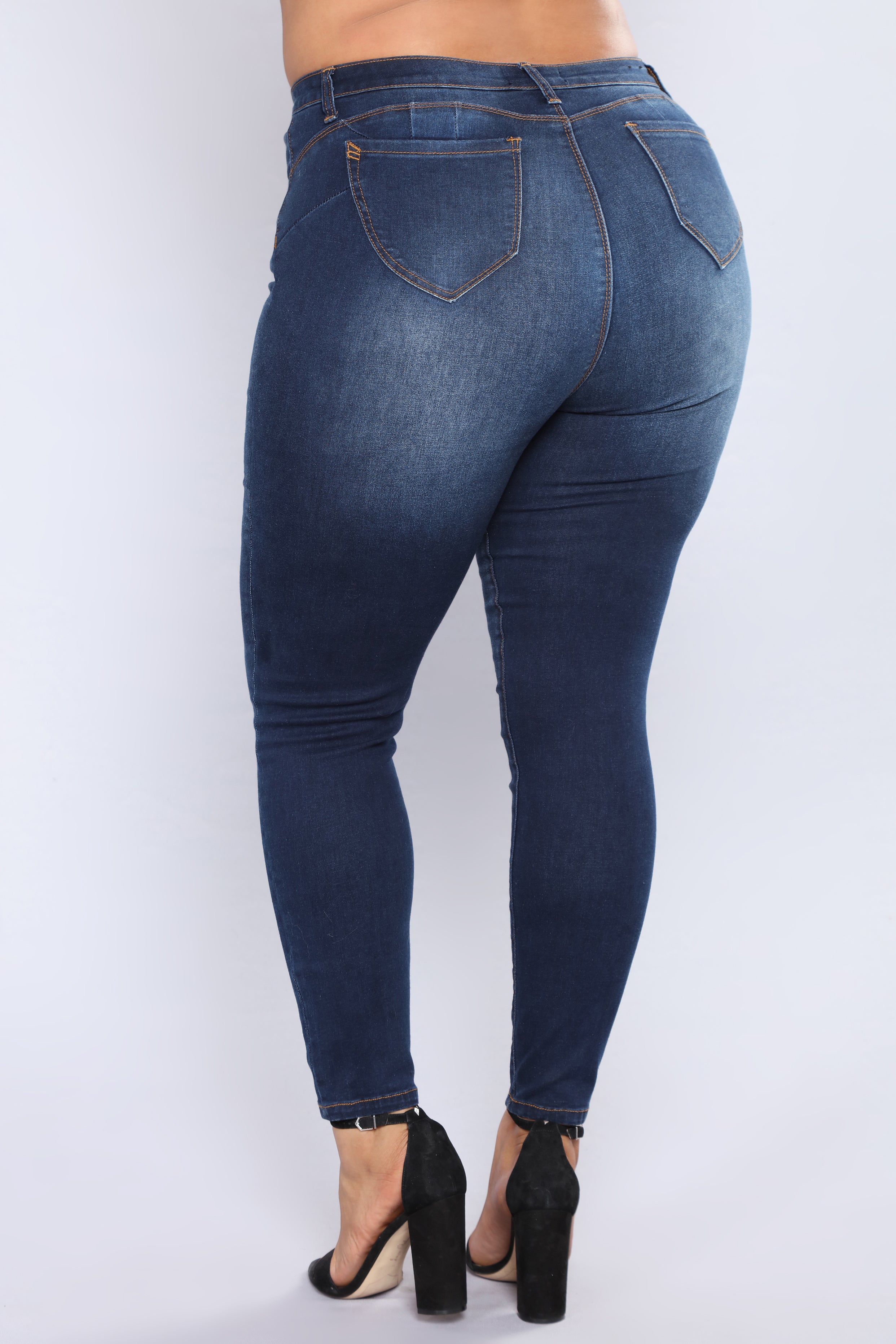 Sizzling Hot Booty Lifting Jeans - Dark Denim