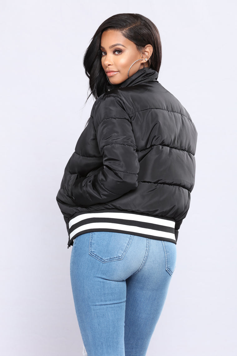 Mrs. Jackson Puffer Jacket - Black