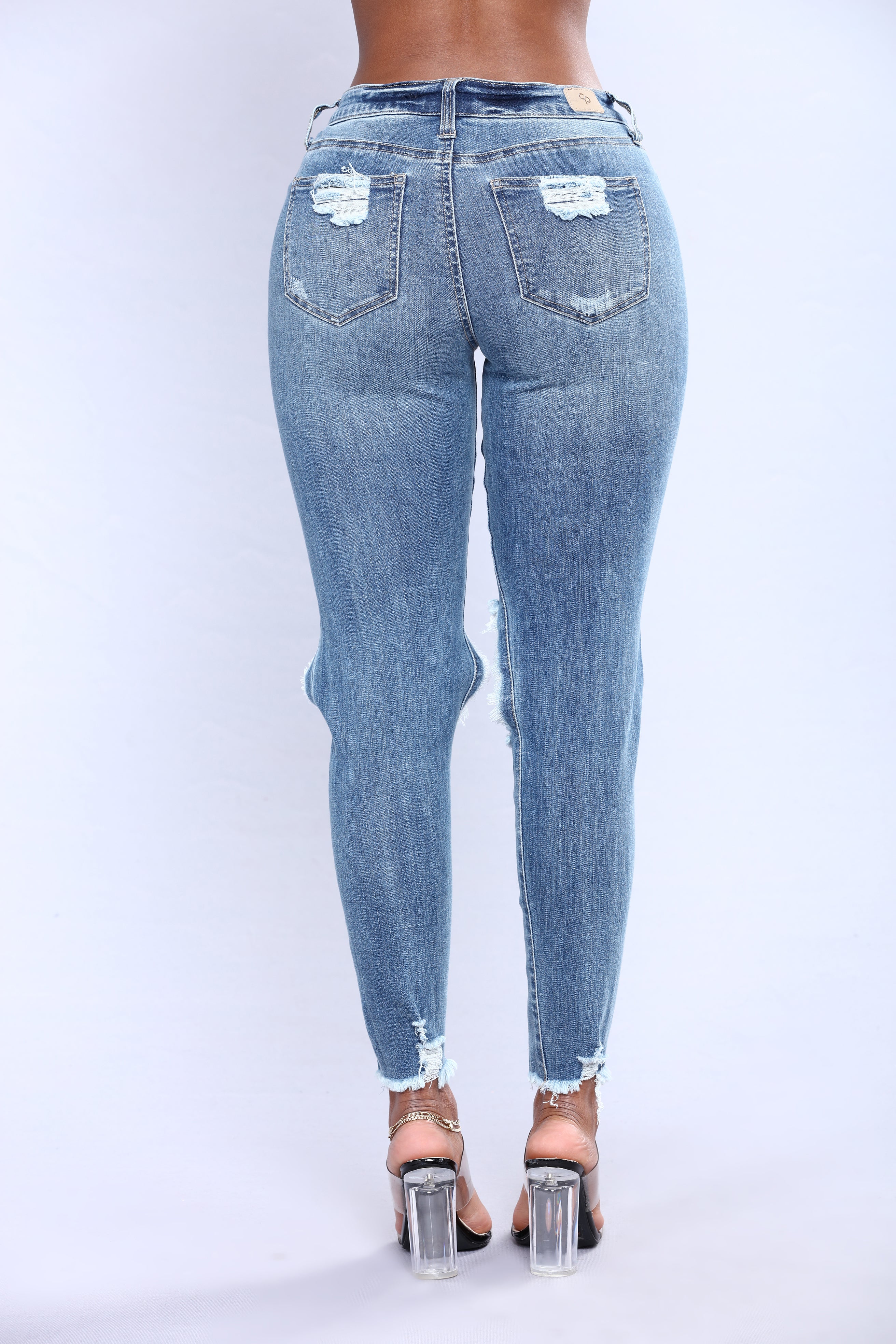 Kelsey Zipper Jeans - Medium Denim – Fashion Nova