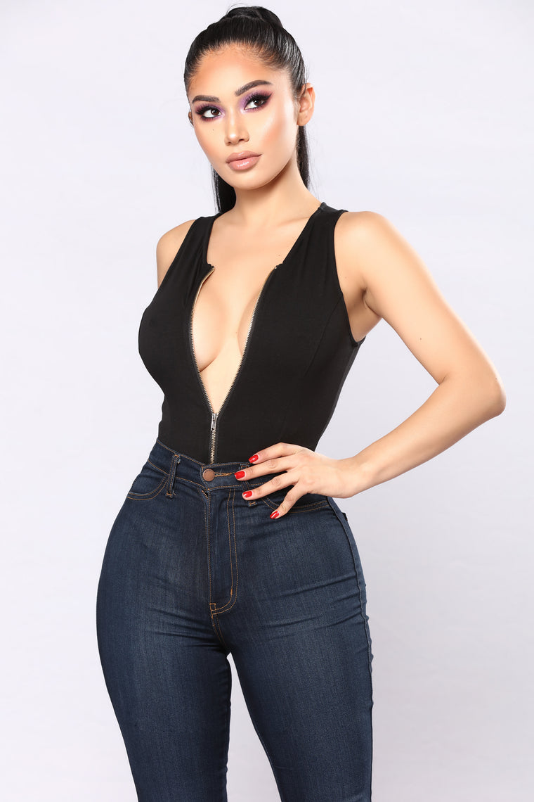 fashion nova black bodysuit