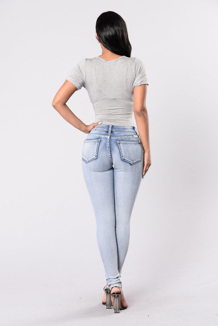 Flexicution Jeans - Medium Blue - Jeans - Fashion Nova