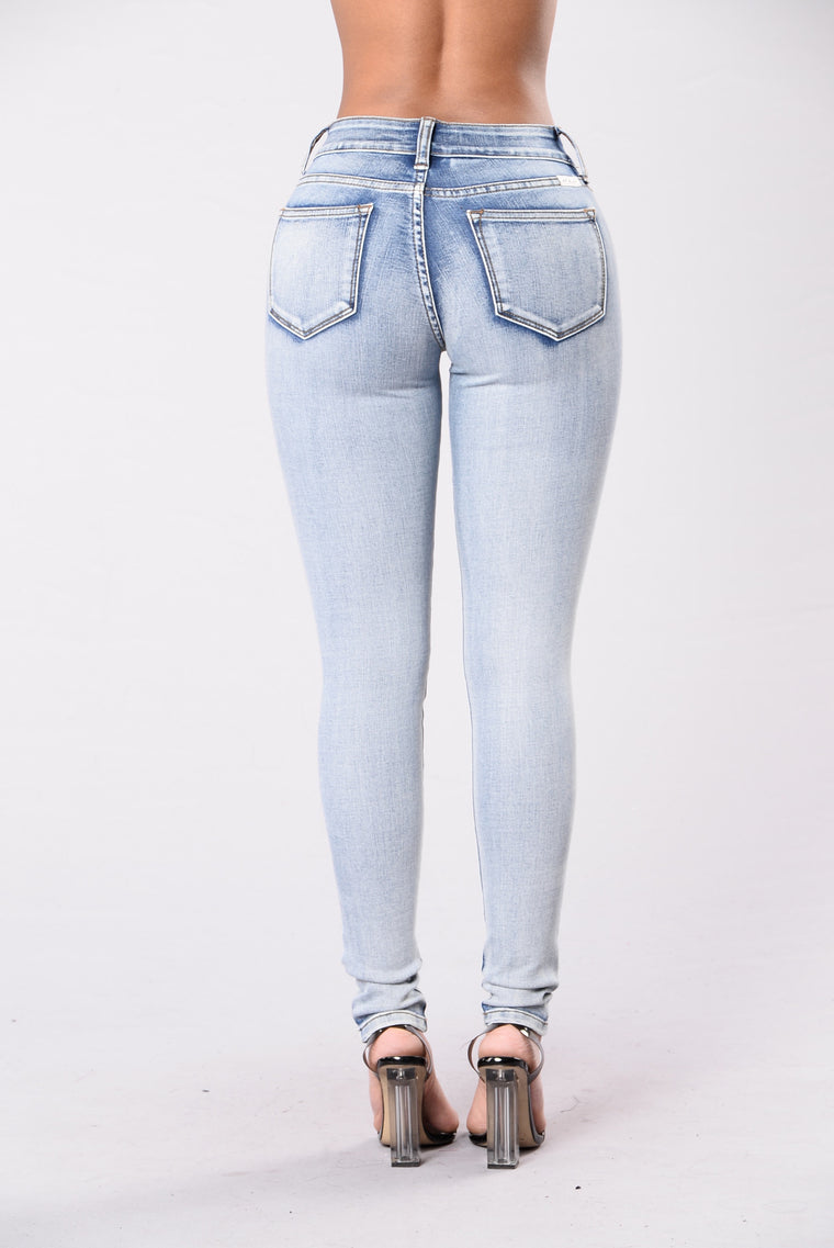 Flexicution Jeans - Medium Blue - Jeans - Fashion Nova