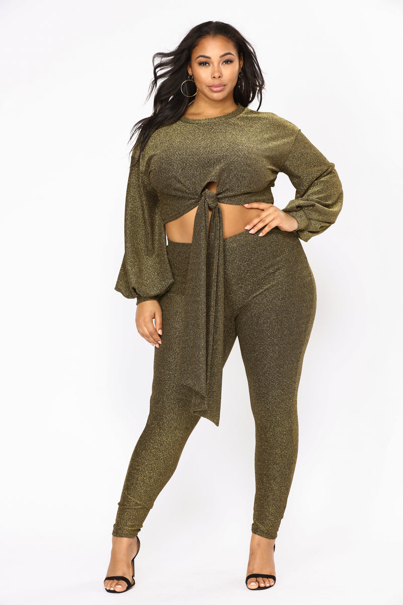 Plus Size & Curve Clothing | Womens Dresses, Tops, and Bottoms