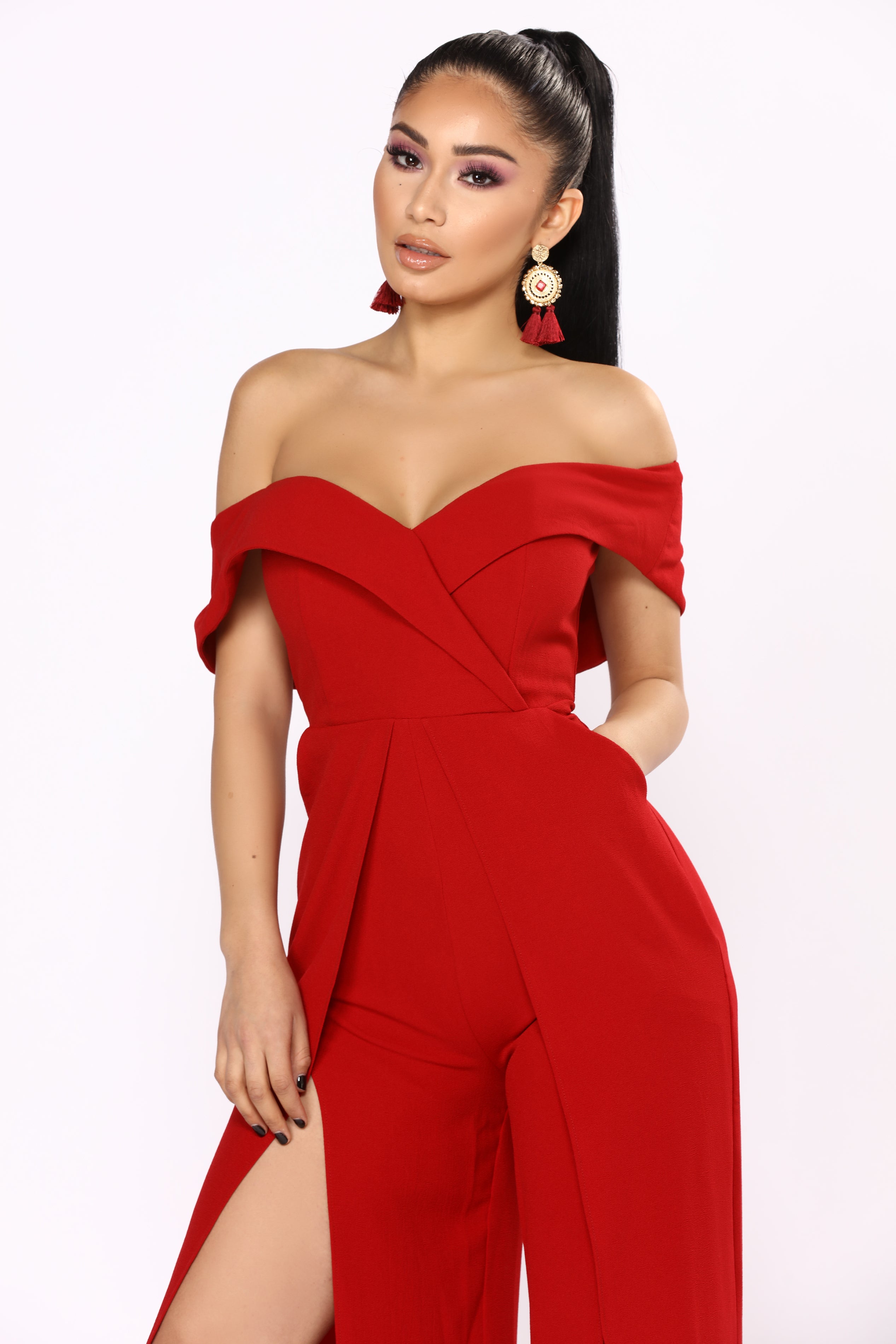 fashion nova off the shoulder jumpsuit