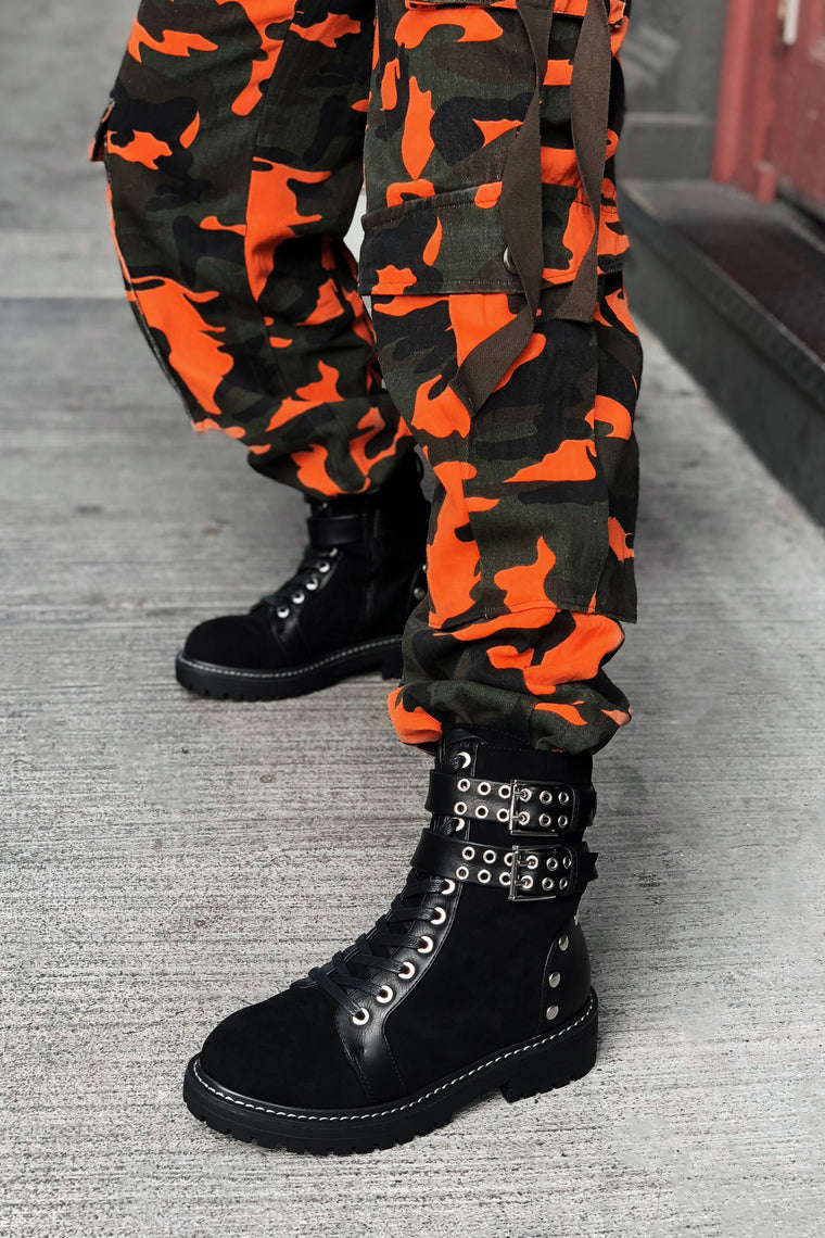 combat boots fashion nova