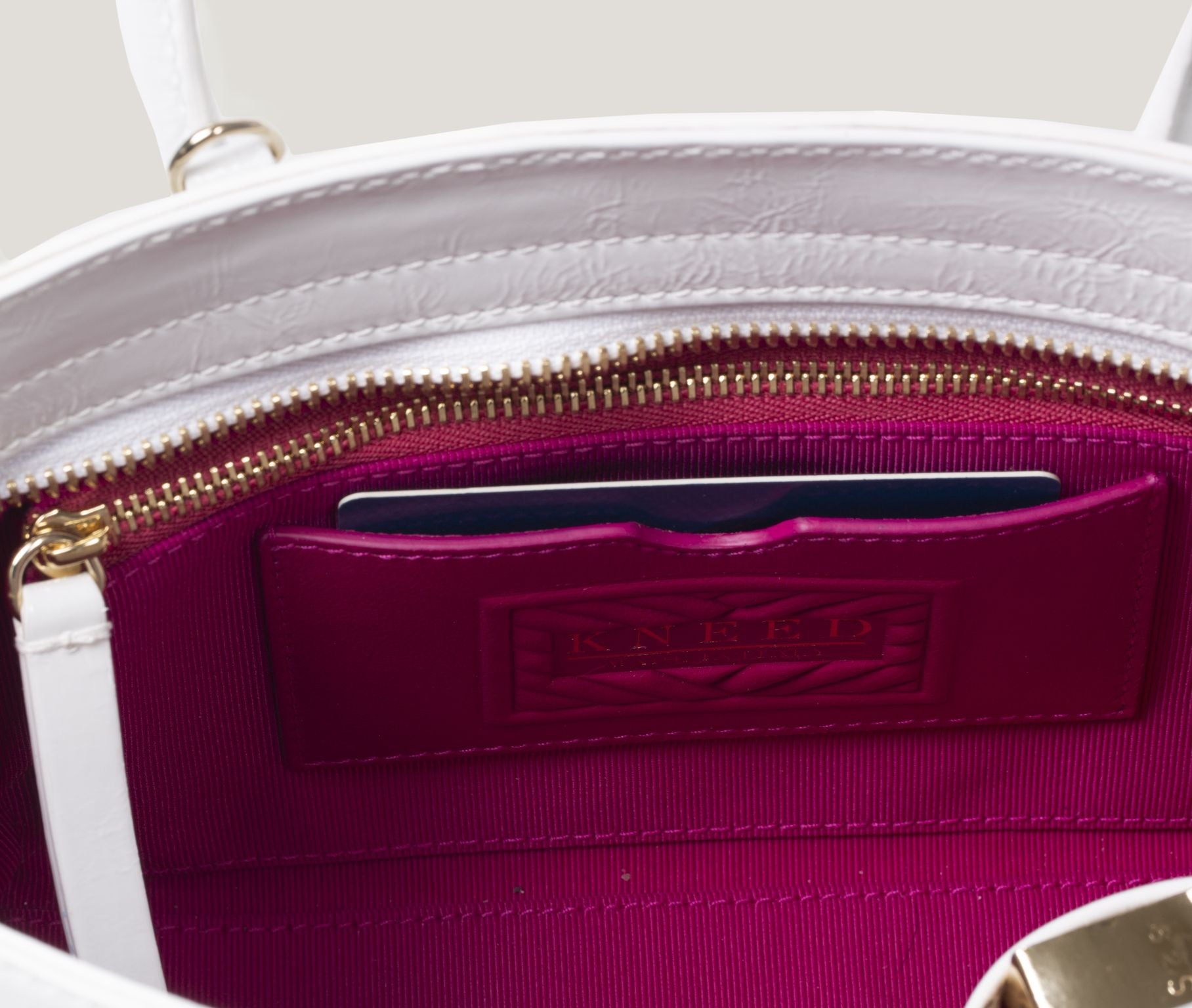 Handcrafted details, Italian luxury handbags