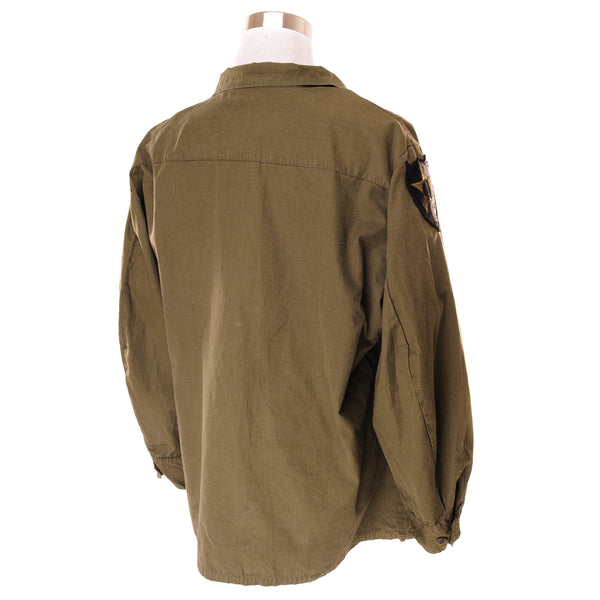 Vintage US Army Tropical Combat Jacket Rip-Stop Poplin 5th Pattern 1969 Vietnam War Size XLarge Regular with patches.  Stock No. 8405-935-4713 DSA 100-69-C-0074
