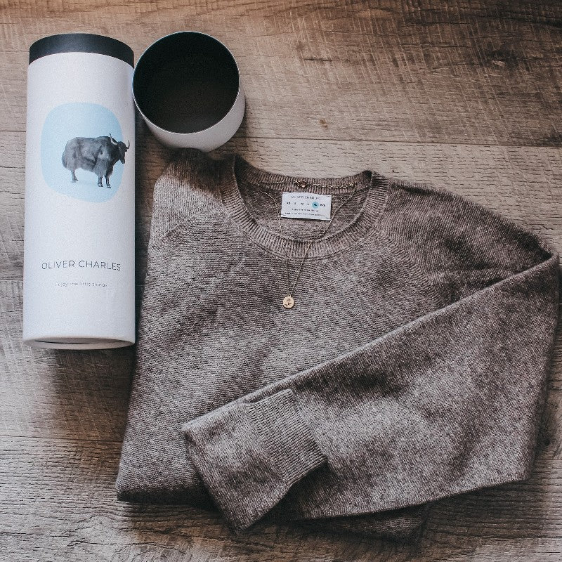 Oliver Charles Lightweight Sweater For Long Days Of Travel