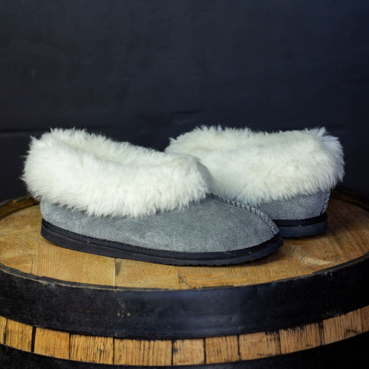 Karu Sleek Sheepskin Slippers - Sand